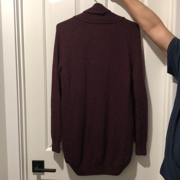 Aritzia/Talula/Cardigan/Size XS - Picture 2 of 4